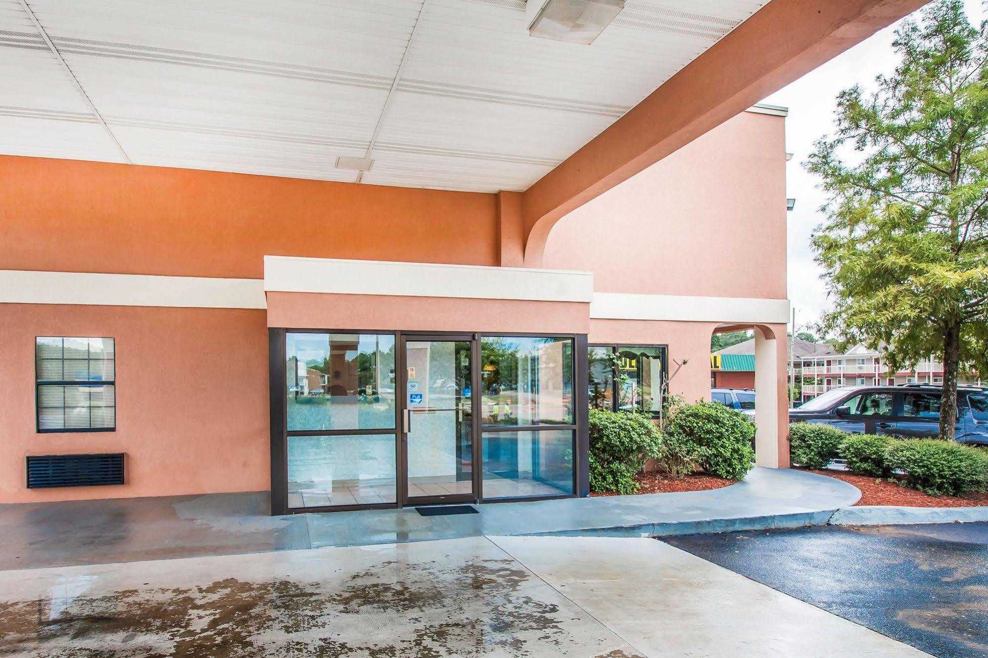 Econo Lodge Dothan Exterior foto